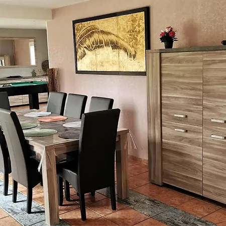 Charmante Avec Piscine Privee A + Billard Verneusses