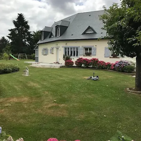 Villa Charmante Avec Piscine Privee A + Billard Verneusses
